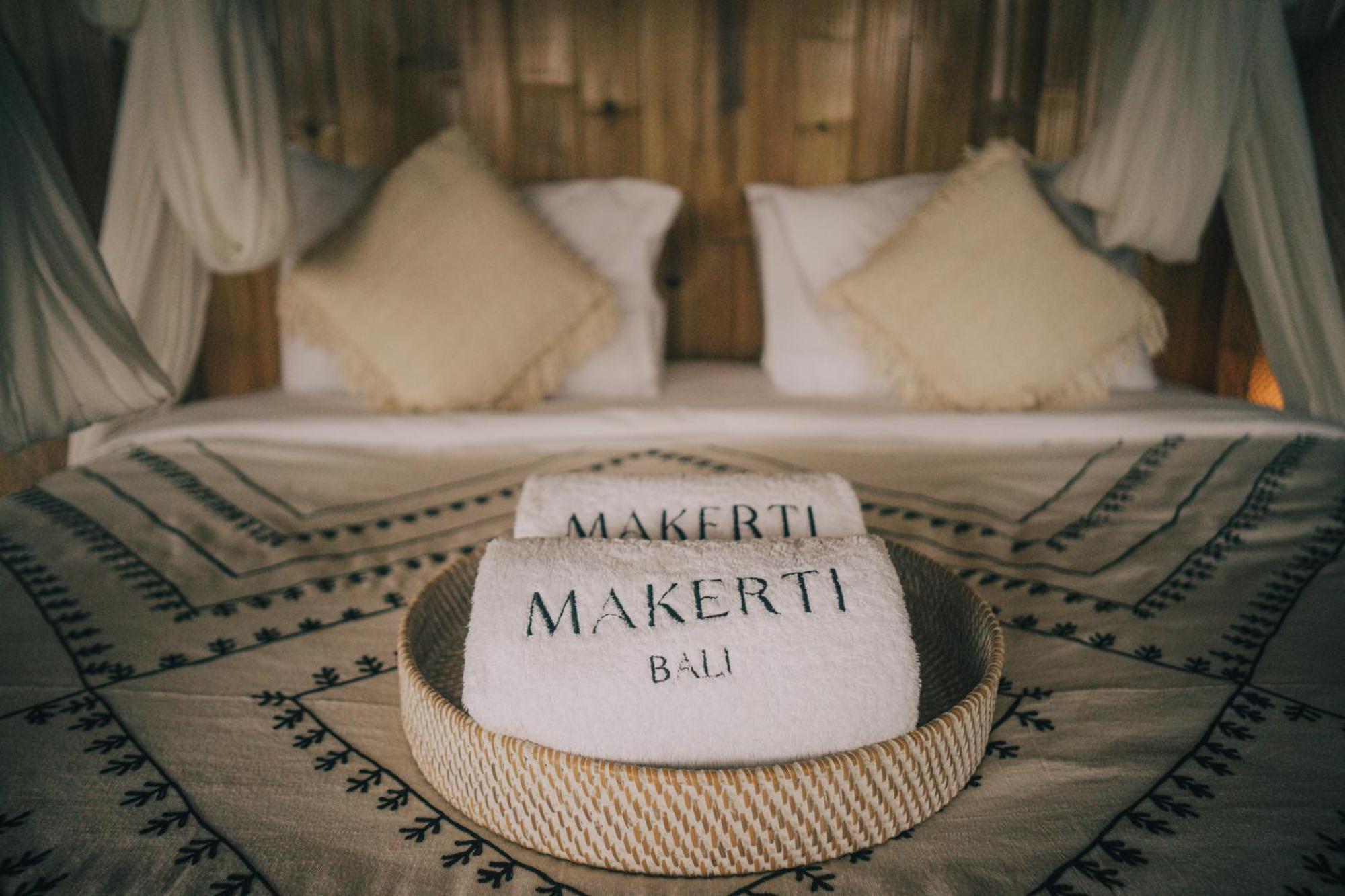Makerti Bali~Bamboo House Villa Selat Exterior foto